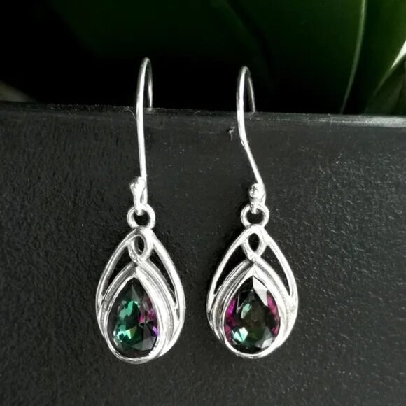 Nwt Teardrop shaped Mystic Topaz earrings in Sterling Silver - Picture 6 of 6